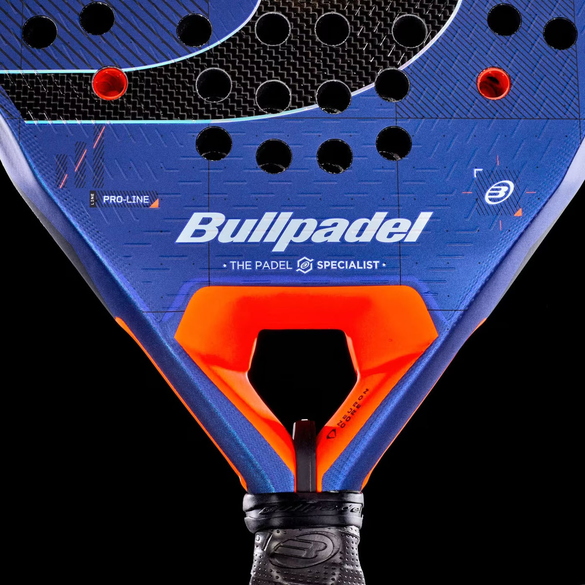 PALA BULLPADEL NEURON 27  Precio:
